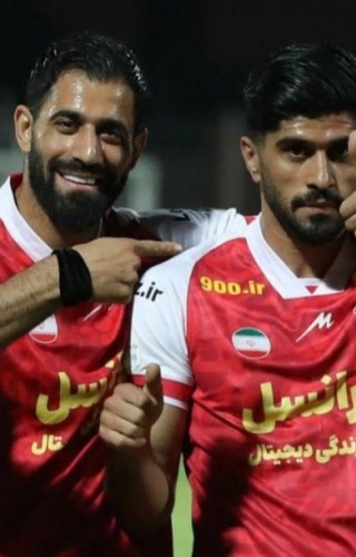 صنعت نفت آبادان 0 - پرسپولیس 3 / سرخ ها در آبادان صدرنشین شدند