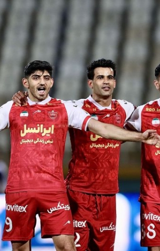 پرسپولیس بهترین تیم نیم فصل دوم لیگ برتر خلیج فارس - 30 اردیبهشت 1403