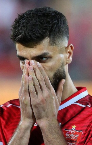 مشکل عجیب میلاد سرلک برای بازی در پرسپولیس