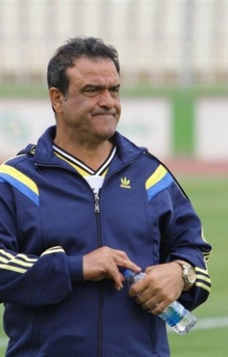 مرتضی کرمانی مقدم : پرسپولیس مستحق باخت نبود/ دفاع چپ و راست ما فوق‌العاده هستند 