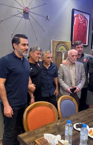 حضور محمود کلهر در اردوی پرسپولیس در دبی