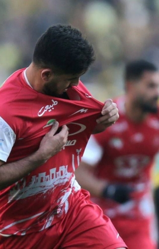 دهمین گل محمد خدابنده‌ لو در دوران حرفه‌ای