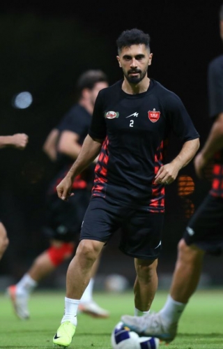 بازگشت امید عالیشاه به تمرینات پرسپولیس بعد از 23 روز