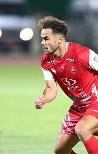 اوستون اورونوف : تا دو، سه روز دیگر با پرسپولیس تمدید می کنم