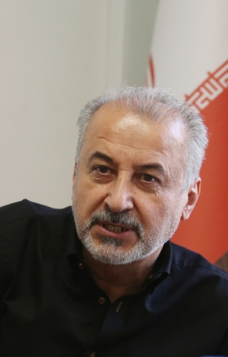 بررسی برنامه‌های پرسپولیس در نشست درویش با مالک باشگاه