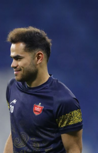 دلیل حضور اوستون اورونوف در باشگاه پرسپولیس چه بود؟