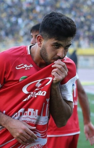 محمد خدابنده‌ لو : کریم باقری با حرف‌ها و تصمیمات فنی‌اش به پرسپولیس شوک وارد کرده است