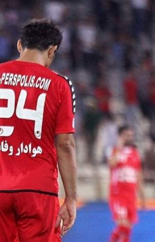 شماره 24 پرسپولیس بر تن هانی نوروزی + عکس