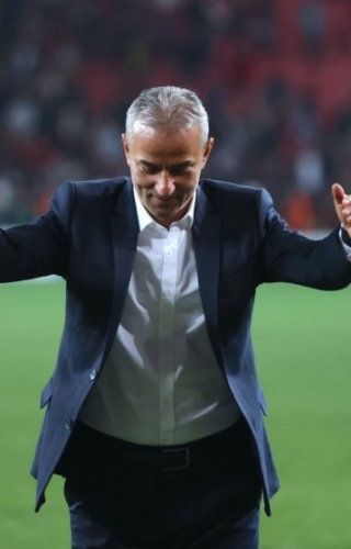 رسمی؛ اسماعیل کارتال سرمربی پرسپولیس شد + عکس