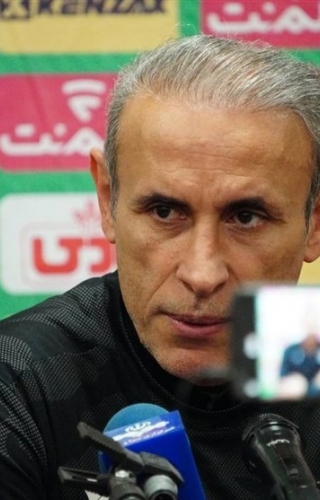 یحیی گل‌ محمدی : بازی فردا فینال است؛ امیدوارم هواداران فولاد در ورزشگاه حضور پررنگی داشته باشند