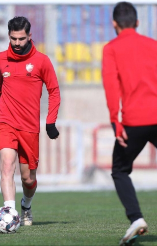 خروج امید عالیشاه از ترکیب اصلی پرسپولیس مقابل فولاد ؛ یاسین سلمانی جانشین شد