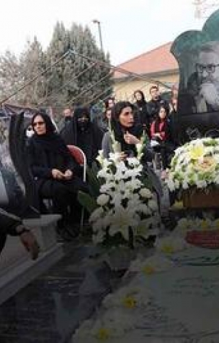 حضور پیشکسوتان فوتبال در چهارمین سالگرد درگذشت مهرداد میناوند در بهشت زهرا (س)