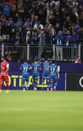 الهلال 4 - پرسپولیس 1 / کورسوی امید به معجزه دز آزادی