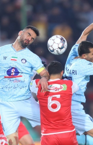 محمدرضا مهدوی : کارتال مربی کاربلدی است/ پرسپولیس باید جام حذفی را جدی بگیرد