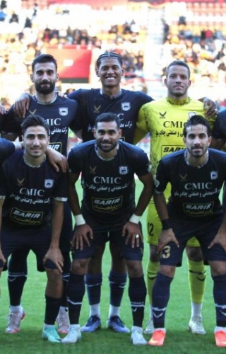 چالش سخت پرسپولیس در اردکان مقابل چادرملو