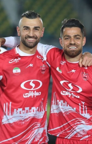 سردار دورسون : با پرسپولیس قرارداد دارم و فصل آینده هم می‌مانم