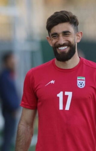 علی قلی‌ زاده : دوست دارم برای پرسپولیس بازی کنم اما قرارداد دارم