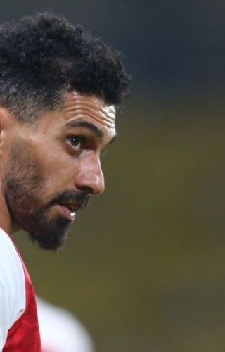 پایان شایعات؛ امید عالیشاه در پرسپولیس ماندنی شد