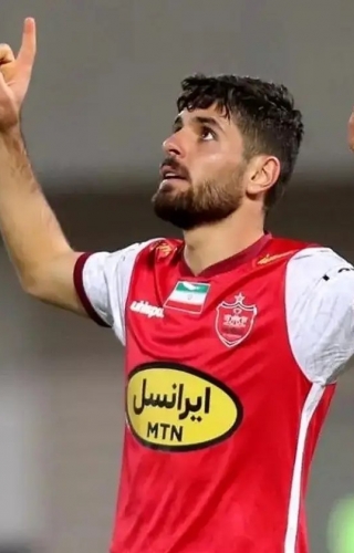 محمد عمری : تحت قرارداد پرسپولیسم/ امیدوارم شرایط قراردادم بهتر شود