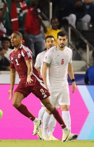 قطر 1 - ایران 0 / 10 نفره شدن کار یوزها را سخت کرد