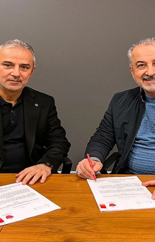 بهروز سلطانی : همین امروز تمرین پرسپولیس را استارت بزنید/ با کارتال یا بی کارتال نباید زمان را از دست داد