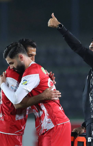 یاسین سلمانی در پرسپولیس ماندنی شد؛ تمدید قرارداد برای دو فصل دیگر
