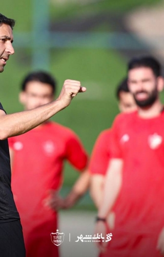 وحید هاشمیان : هدفم مربیگری در پرسپولیس بود/ می دانم هوادار قهرمانی می خواهد