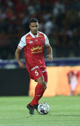مسعود ریگی : پرسپولیس برایم خاطره‌انگیز بود/ هنوز در سطح اول فوتبال هستم