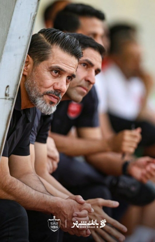 اولین تصویر از وحید هاشمیان روی نیمکت پرسپولیس ثبت شد