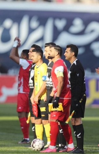 آغاز فروش بلیت بازی سپاهان مقابل پرسپولیس در نقش‌جهان - 2 شهریور 1404