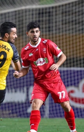 غیبت محمد خدابنده لو در بازی پرسپولیس مقابل فولاد