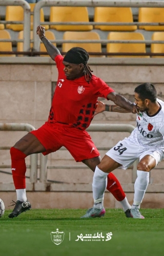 بدشانسی بیفوما در دیدار دوستانه پرسپولیس مقابل مس رفسنجان