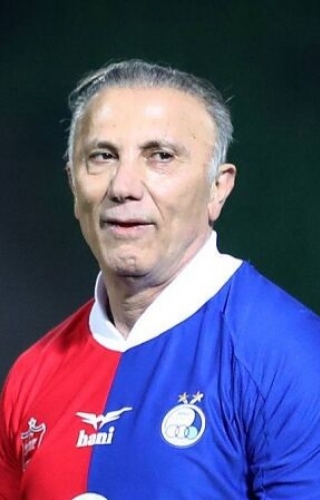 انتقاد تند حمید درخشان ؛ سردرگمی بیفوما و محرومیت پرسپولیس از آزادی