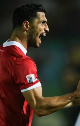 تماس باشگاه پرسپولیس با علی علیپور