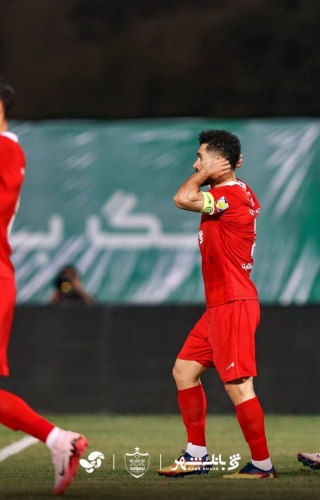  جمشید شاه‌ محمدی : تختی بیشتر شبیه کشتزار است تا زمین فوتبال!