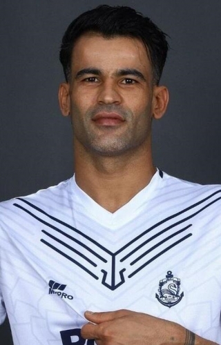 استفاده ویژه ملوان از تصویر عیسی آل‌ کثیر در پوستر بازی با پرسپولیس