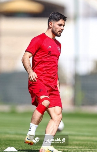 بازگشت محمد عمری به تمرینات پرسپولیس پس از غیبت طولانی