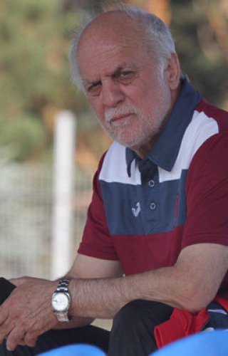 محمود خوردبین زیر تیغ جراحی قلب رفت