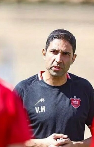 رحیم یوسفی : پرسپولیس در حد تیم امیدهای خودش هم نیست/ هاشمیان تیم را عقب برده است