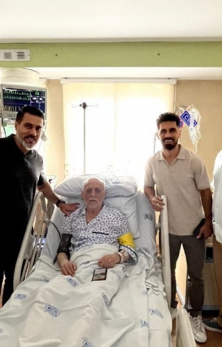 عیادت عالیشاه و پیروانی از محمود خوردبین پس از عمل جراحی قلب