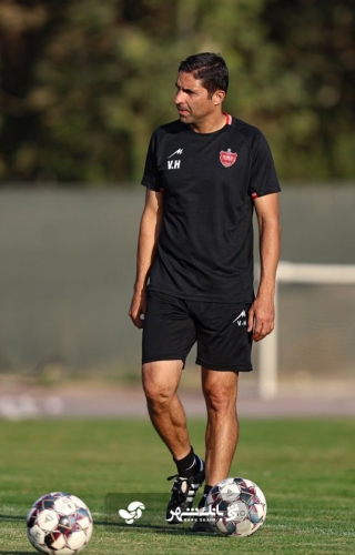 مرتضی کرمانی‌ مقدم : پرسپولیس نه نتیجه می‌گیرد و نه زیبا بازی می‌کند/ هاشمیان باید شجاع‌تر باشد