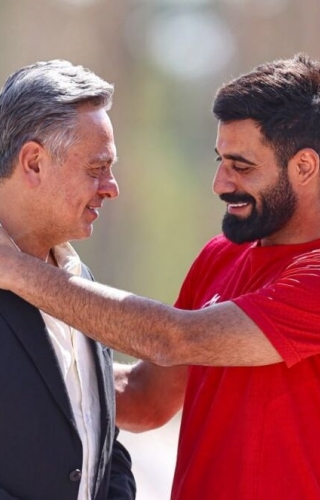 حضور رضا شاهرودی در تمرین پرسپولیس و گفت‌وگو با هاشمیان و بازیکنان