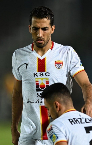 ضربه سنگین به فولاد ؛ پارگی رباط صلیبی وحید امیری تأیید شد