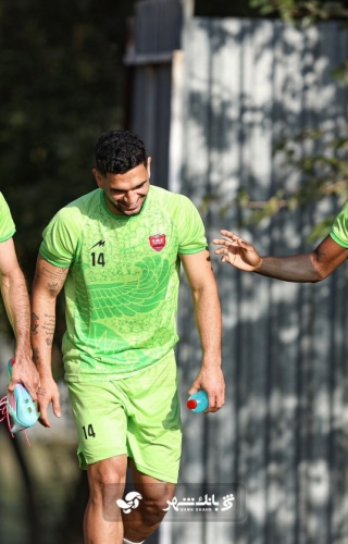 احتمال بازگشت میلاد محمدی به ترکیب اصلی پرسپولیس