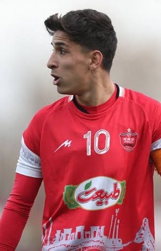 امیرحسین محمودی در آستانه اولین حضور در فهرست پرسپولیس