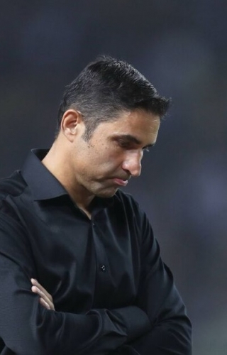 توافق نهایی پرسپولیس با هاشمیان ؛ پرداخت ۵۰ میلیارد برای صدور کارت اوسمار