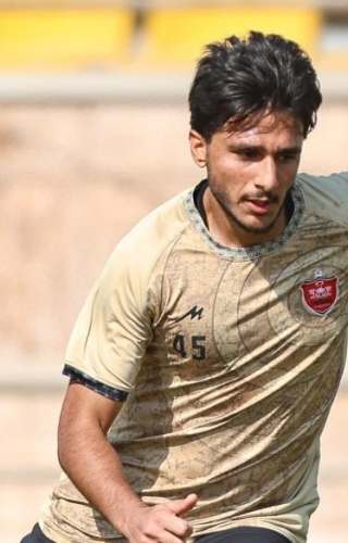 بازگشت محمدحسین صادقی به تمرینات پرسپولیس