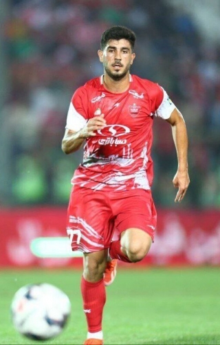 نیمکت‌نشینی در پرسپولیس ، عامل دوری محمد خدابنده لو از تیم ملی