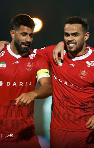 پیکان 0 - پرسپولیس 1 / سرخ ها موقتا صدرنشین شدند