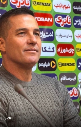 اوسمار پس از برد سخت مقابل آلومینیوم : لیگ ایران موهای سفیدم را بیشتر می‌کند